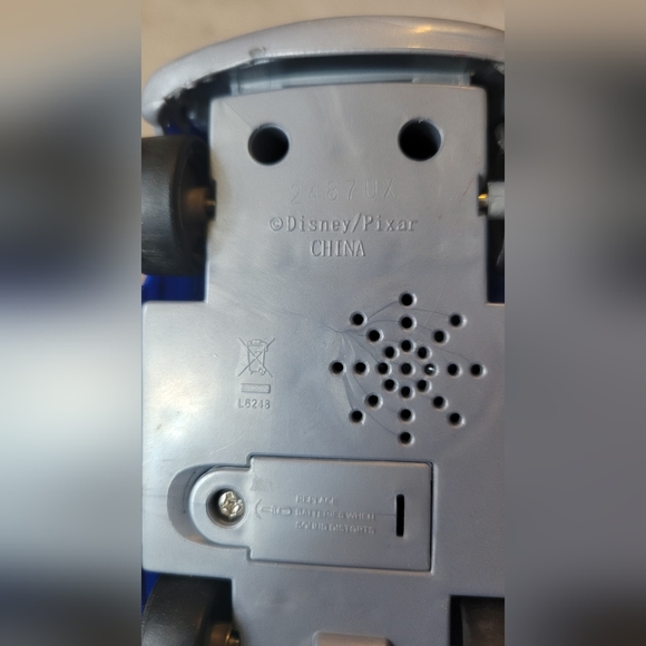 Mattel Disney Pixar Cars Battery Operated Crash Talkin Doc Hudson Toy Car - Picture 9 of 10